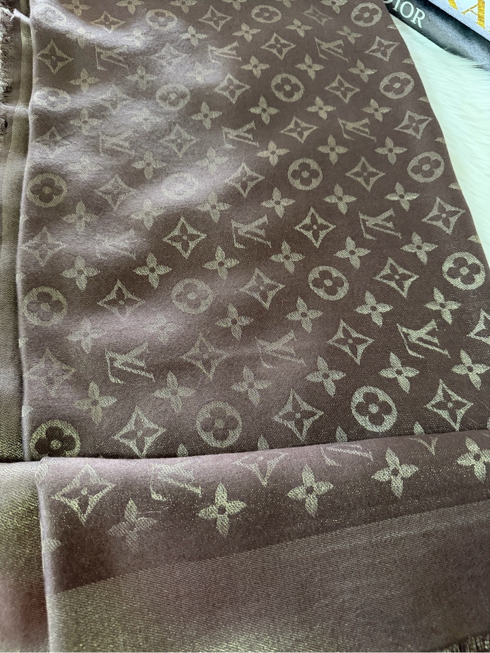 Louis Vuitton Monogram Shawl Scarf in Brown and Gold. - Picture 2 of 11